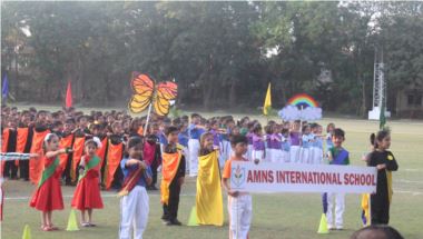 Kindergarten Sports Day presents - Colours are the smile of nature